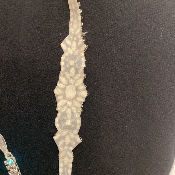 Wedding gown belt - Picture 3 of 11